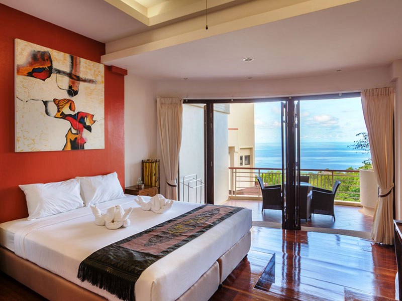 Deluxe Studio with Partial Seaview - Sunset Hill Resort